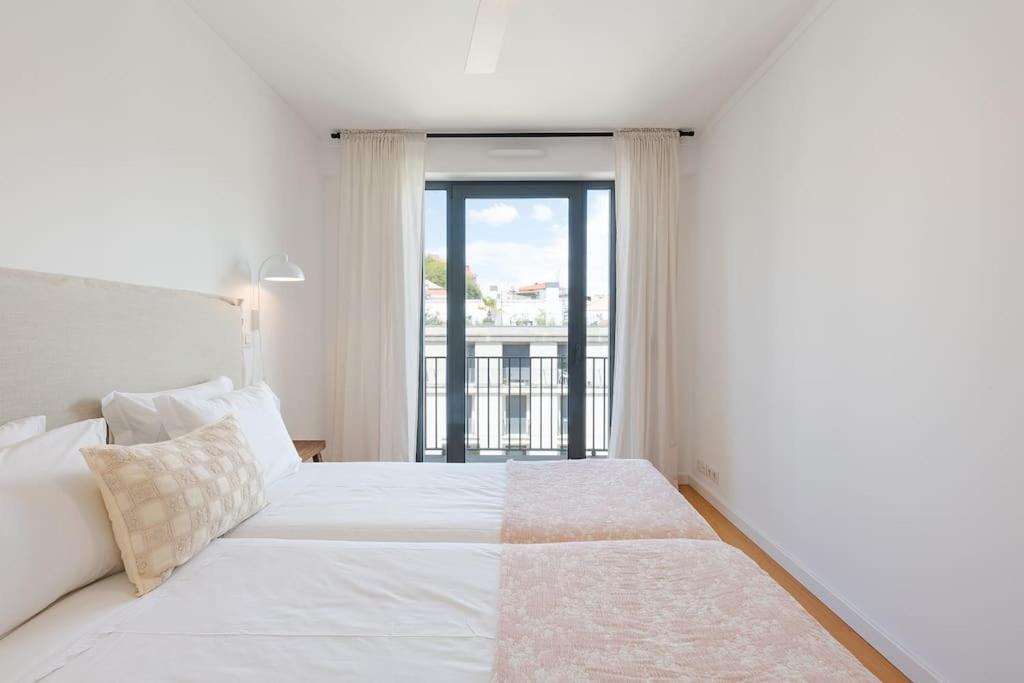 For The Lovers - - Free Parking Apartment *